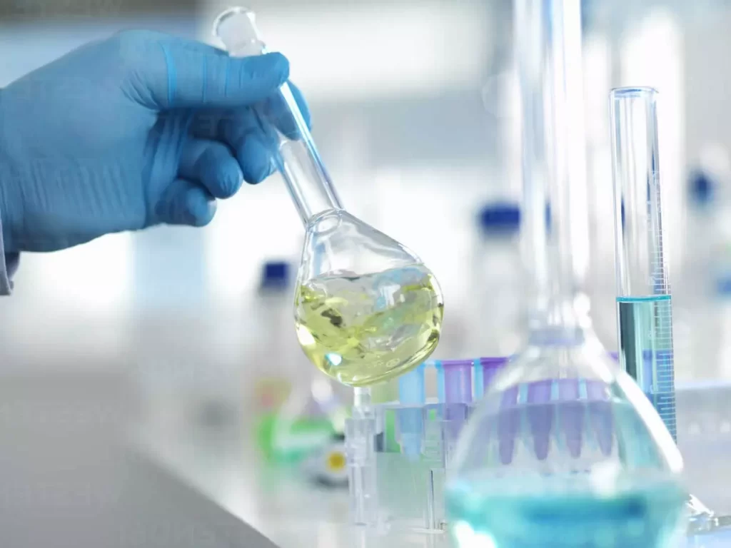 EQUIPOS DE LABORATORIO