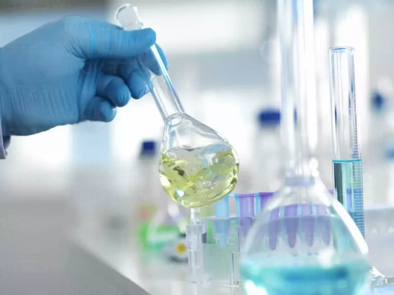 EQUIPOS DE LABORATORIO